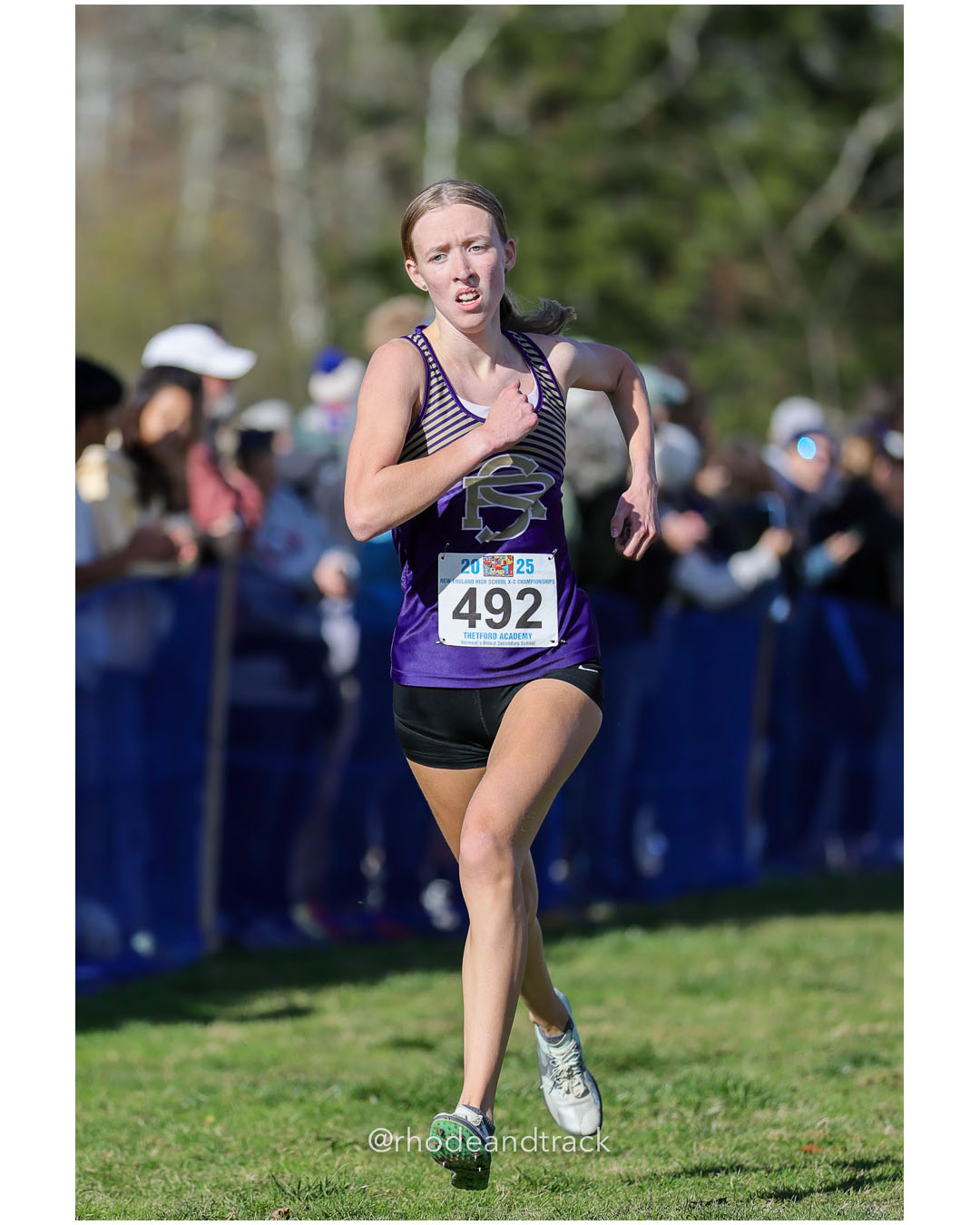 Benjamin Hayes, Greenwich High School, P85, 17:49.81 - New England Cross Country State Championship - Thetford Vt - November 8, 2025 File: ./dir-1-Girls-Championship/251108-2025-New England-Cross-Country-Championships-Thetford-VT-236-296A4293.jpg Benjamin Hayes, Greenwich High School, P85, 17:49.81 - New England Cross Country State Championship - Thetford Vt - November 8, 2025 – 2025…